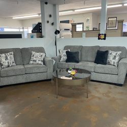 2pc Sofa And Loveseat 
