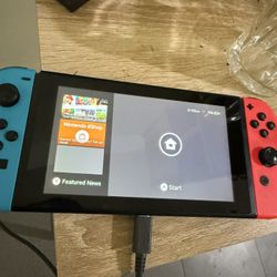 Nintendo Switch 