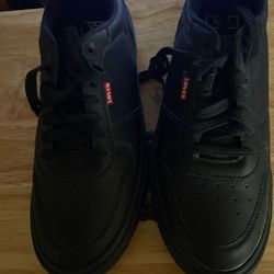 Levi black leather size 10 men's shoes