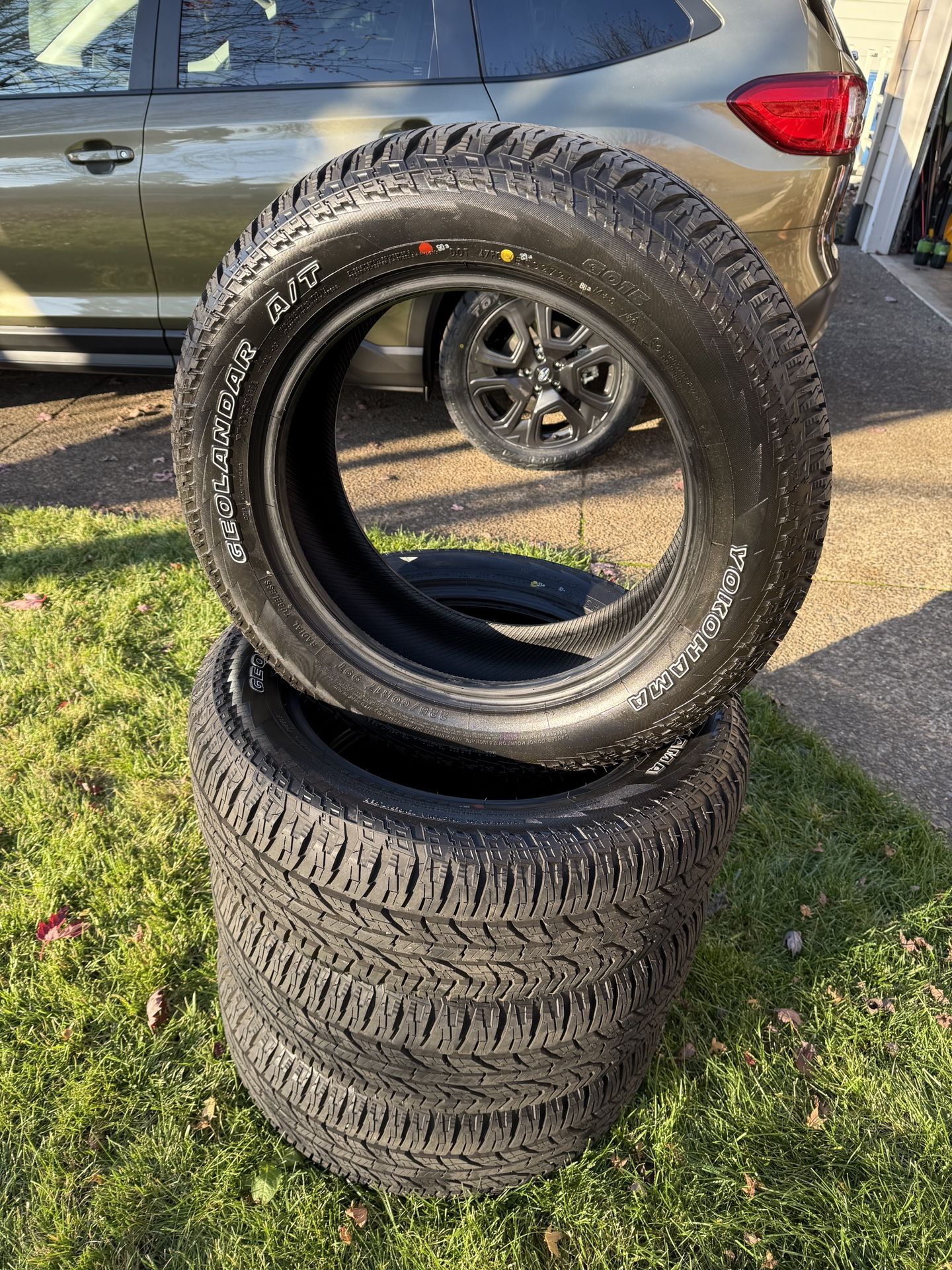 NEW Yokohama Geolander A/T G015 225/60/17 All-Terrain Tires for Sale in ...