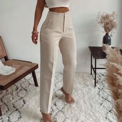 Zara Pants IN BLACK ***