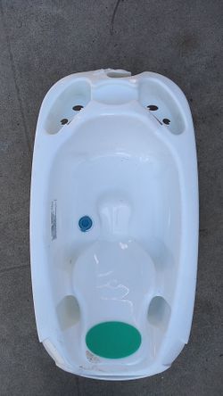 Brand new, unused bathing tub