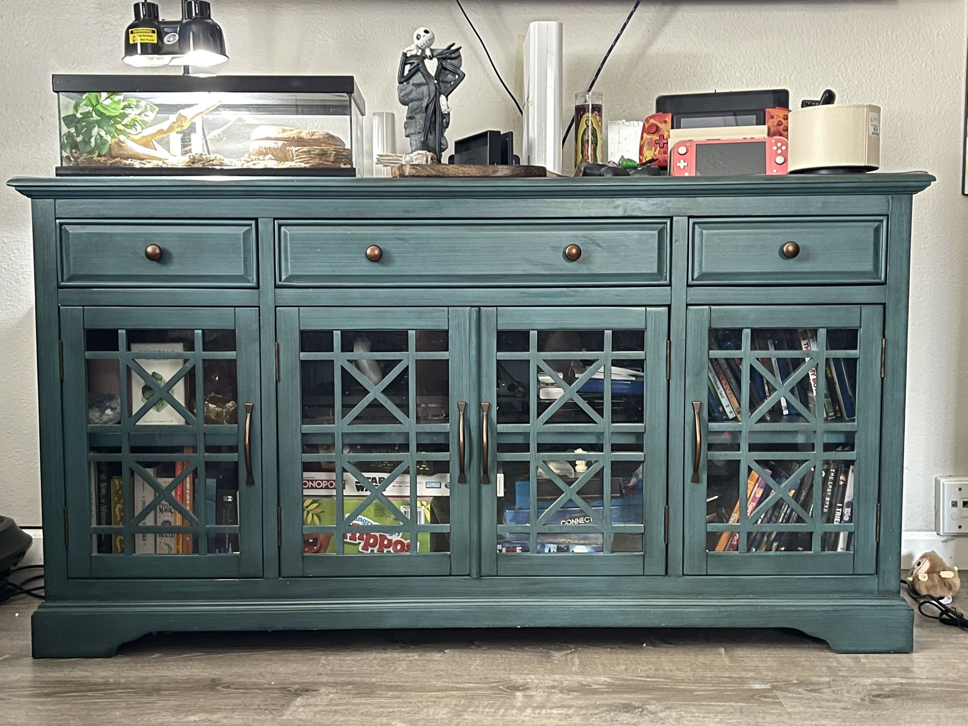 Entertainment Center And End Table