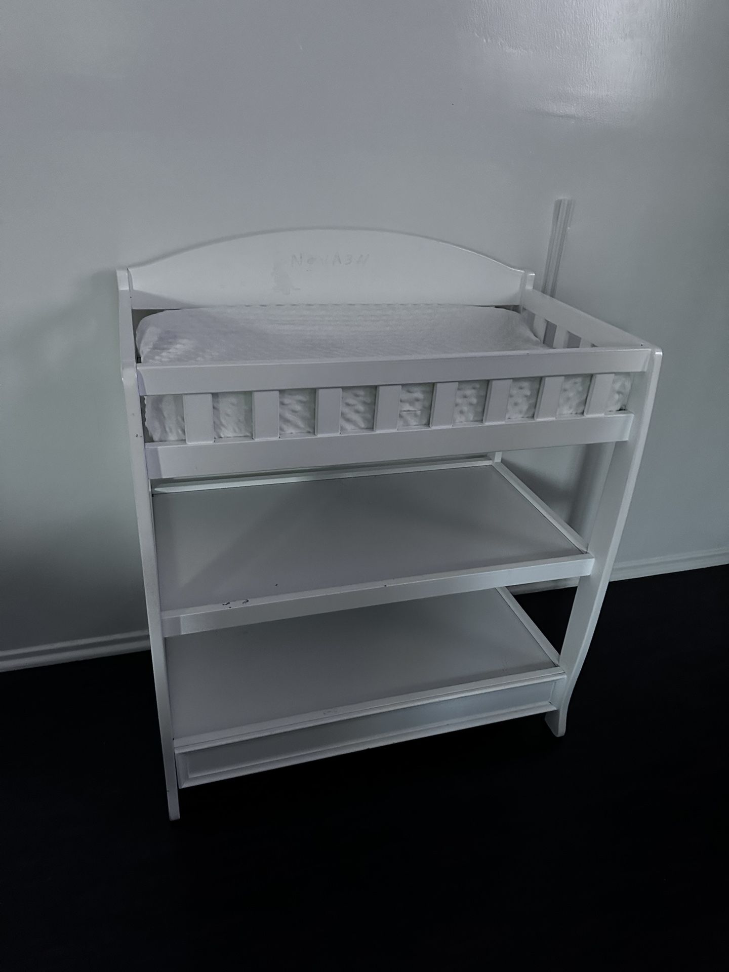Baby Changing Table With Pad