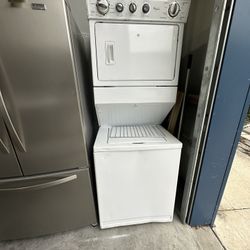 Whirlpool Laundry Center 