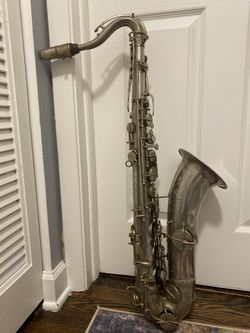 TENOR C-G -CONN VINTAGE SAXOPHONE NEEDS SOME WORK