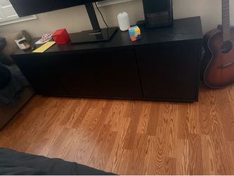Black entertainment media station
