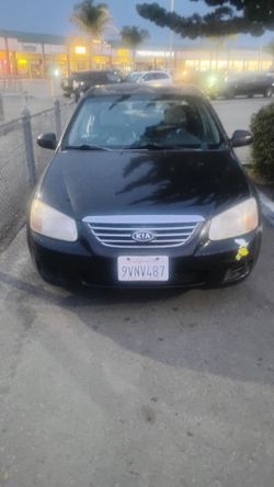 2007 kia spectra 4 door sedan