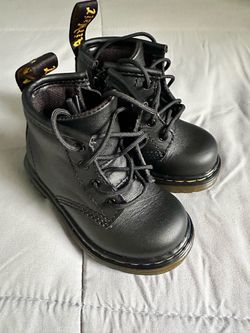 Toddler dr martens