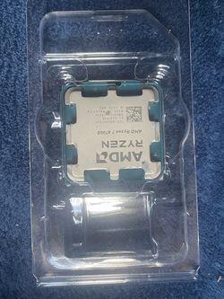(need urgently sold!!!) AMD Ryzen 7 8700G Desktop Processor