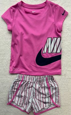 Nike Dri-FIT Girls 2-Piece Outfit Set Pink Striped Shorts Tee Size 5-6