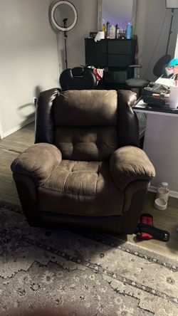 Recliner chair