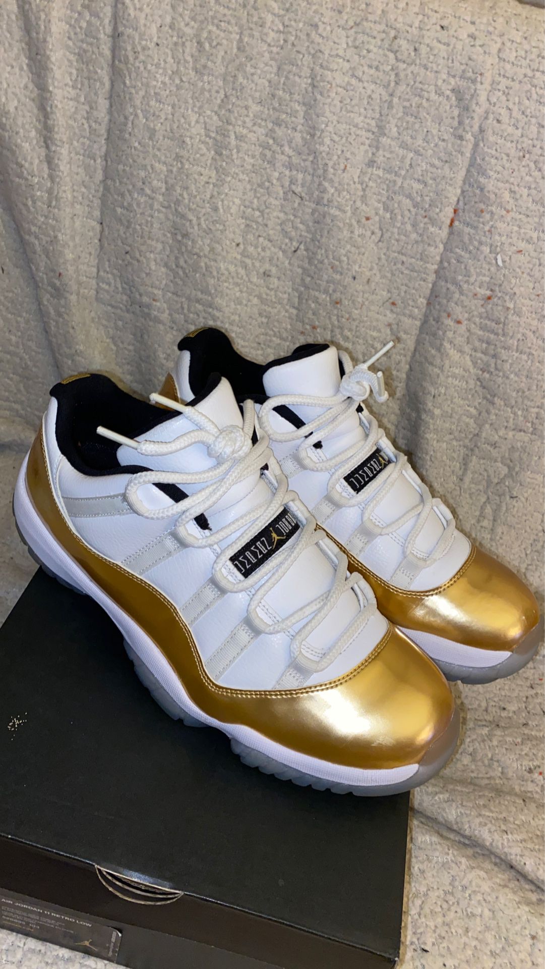 Jordan 11 low closing ceremony size
