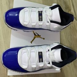 WMNS Air Jordan 11 Retro low  size 8 in womens /6.5 in mens