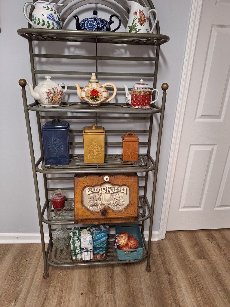 Antique Bakers Rack