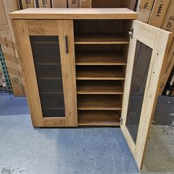 Mesh ventilated shoe cabinet