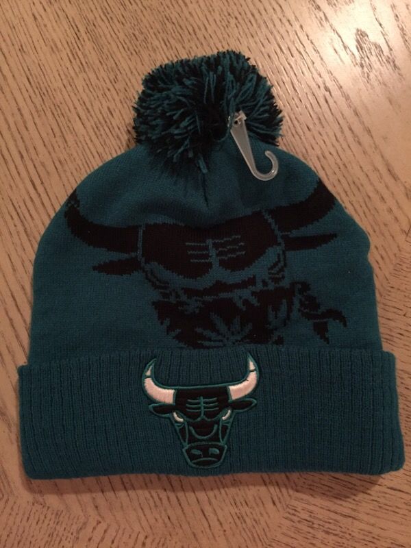Bulls hat