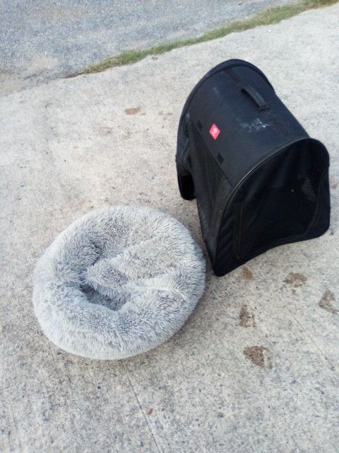 Dog Carrier House+Cushion