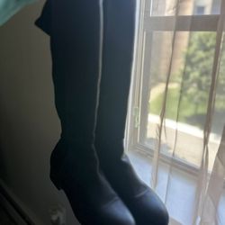 Black Boots