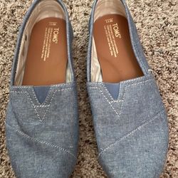 Womens “Toms Flats” (size: 11) Color: Light Blue