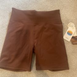 Vuori Shorts