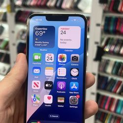 iPhone 13 Pro 256Gb *Unlocked* + *With Warranty* + *With Charger*