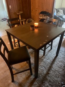 Grey Hightop table with 4 chairs