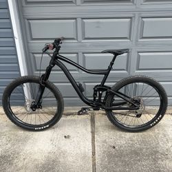 2022 GIANT TRANCE 27.5 LARGE