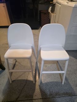 Kids chairs white set of 2