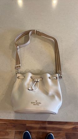 Kate Spade New York Bucket Bag