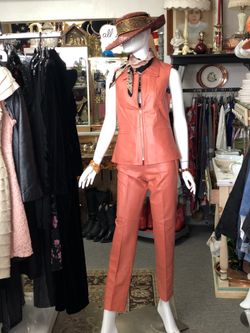 Vintage Metrostyle Leather 2 piece size 6