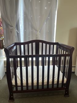 Dark Espresso Wood Baby Crib with Mattress