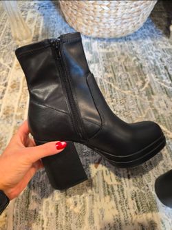Madden Girl / Steve Madden Boots