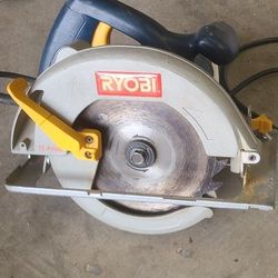 Ryobi Saw