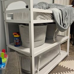 Delta Changing Table