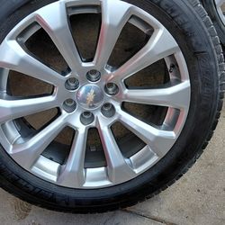 22s RIMS TIRES CHEVY GMC 6X5.5 