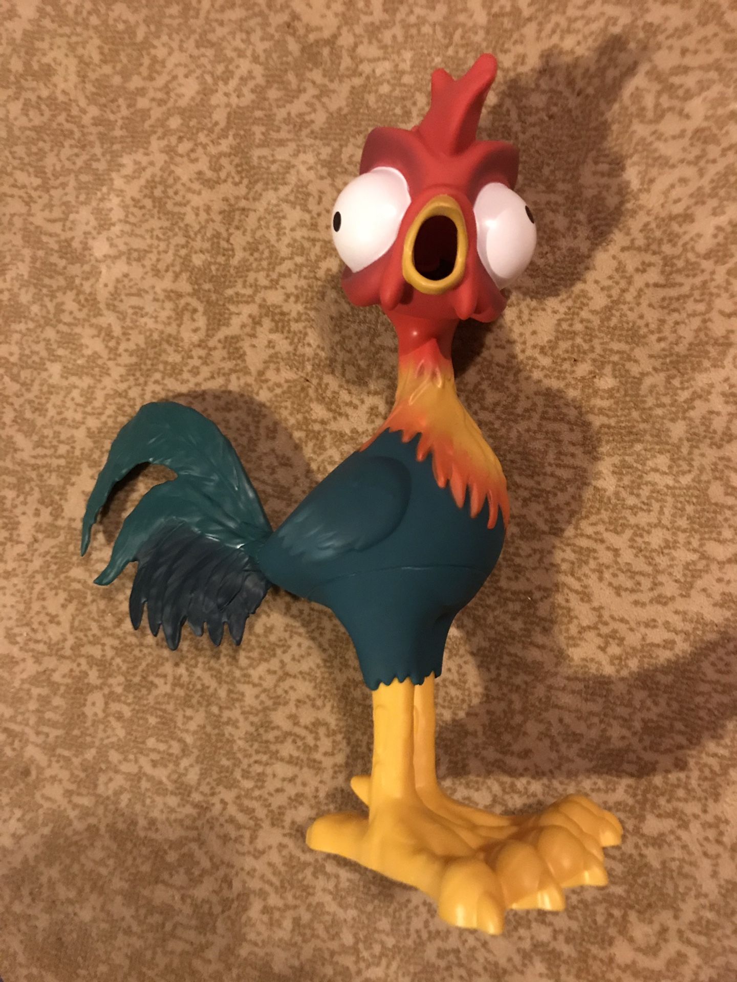Disney Moana Chicken Hei Hei Squeeze and Scream Rubber