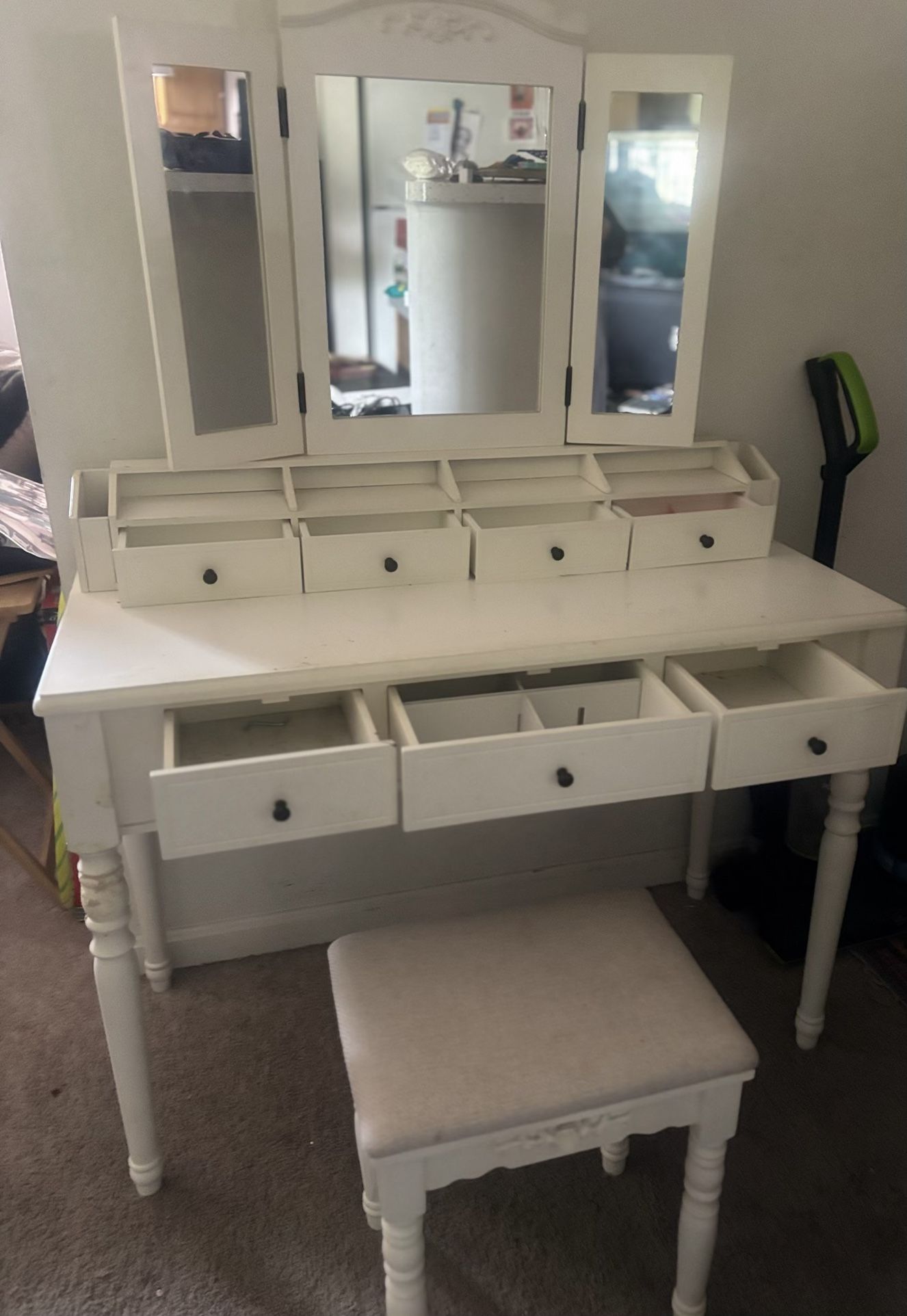 Off white Tri Colored Vanity And Stool