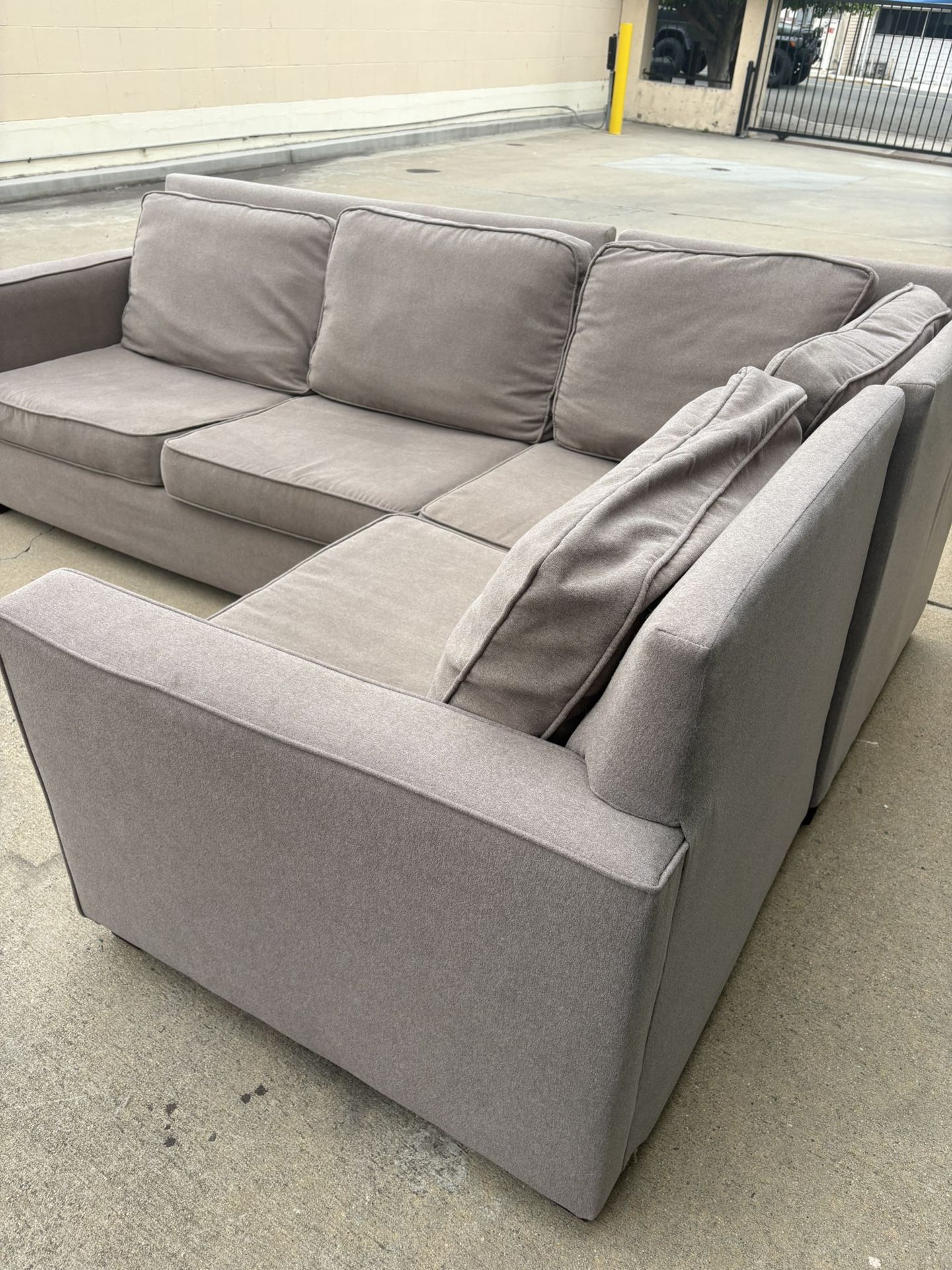 West Elm Corner Couch 🛻Delivery Available🛻