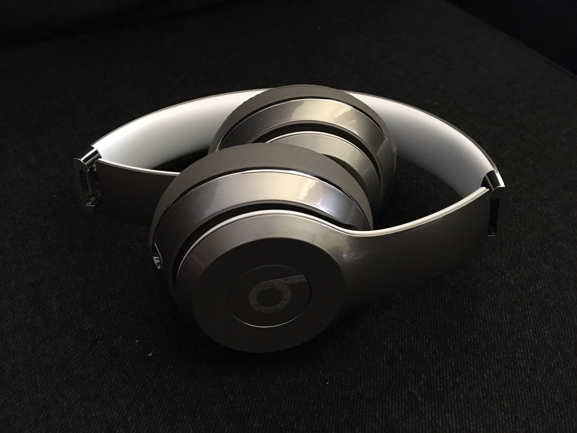 Beats Solo 2 Luxe Edition Silver