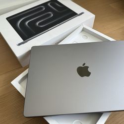 1TB SSD M3 Pro Chip 18-Core GPU 18GB RAM MacBook Pro Touch ID XDR Liquid Retina Display 14” 