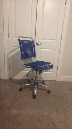 Bungee chair