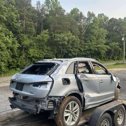 AUDI Q3 Engine And Transmission