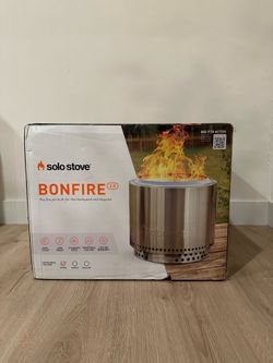 Solo Stove Bonfire 2.0 Pit with Stand - Stainless Steel **Brand New**