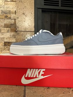 Womens Nike Sneaker