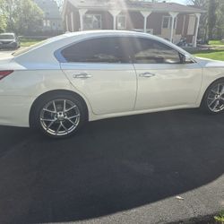 2011 Nissan Maxima Sv