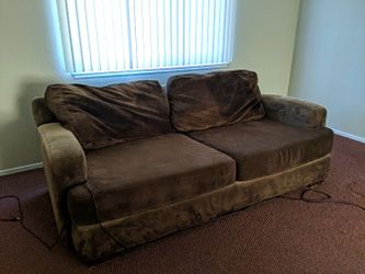 Comfortable Brown Recliner and Loveseat Pair!
