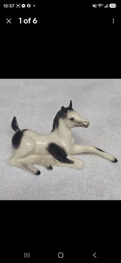 Hagen-Renaker Colt Lying Down A-3295 Black Pinto Horse Foal Figurine Retired