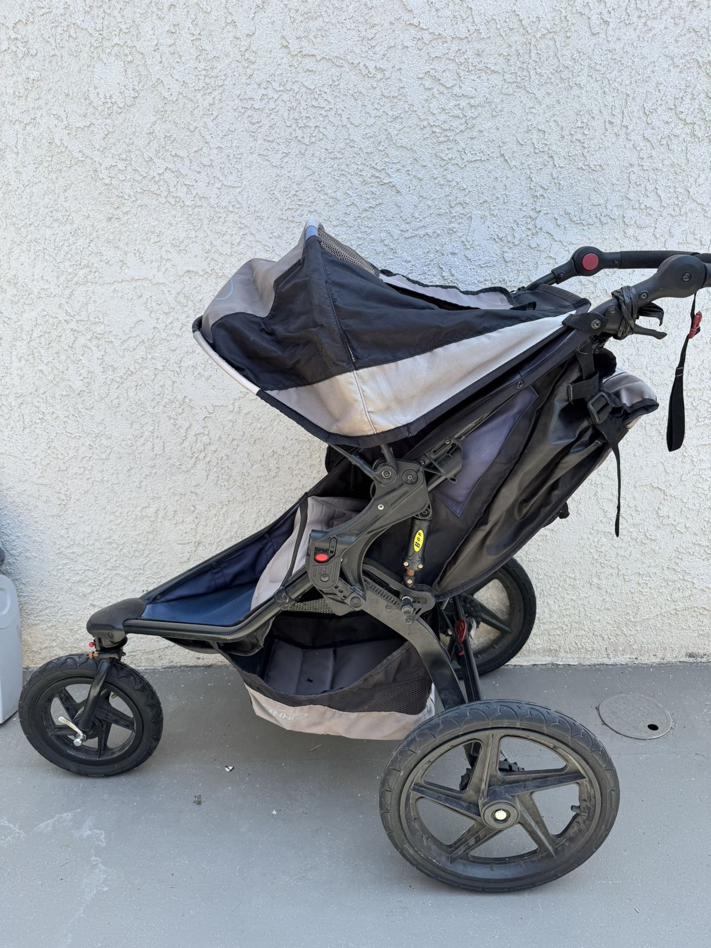 Bob Single Jogging Stroller