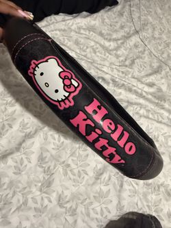 hello kitty steering cover 